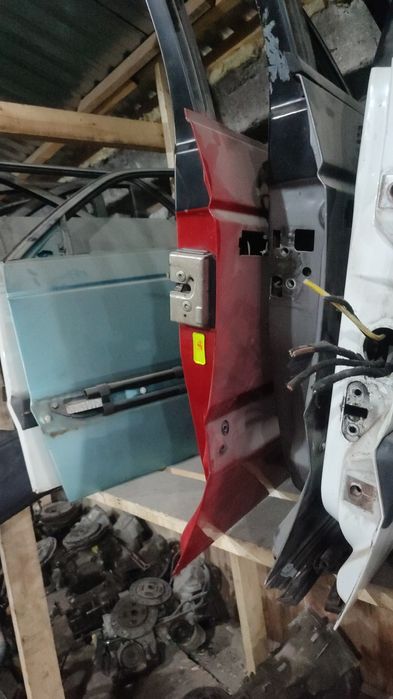 Volkswagen Passat b3. Двери.