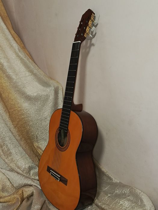 Гитара Yamaha C-80