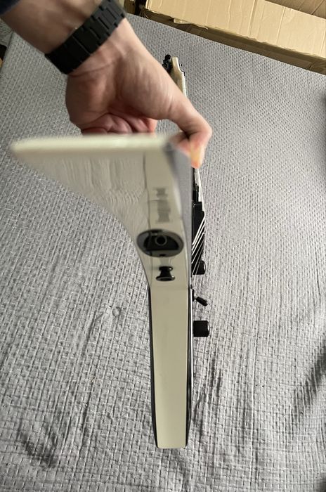 Chitară electrică Flying VJackson JS32T Rhoads