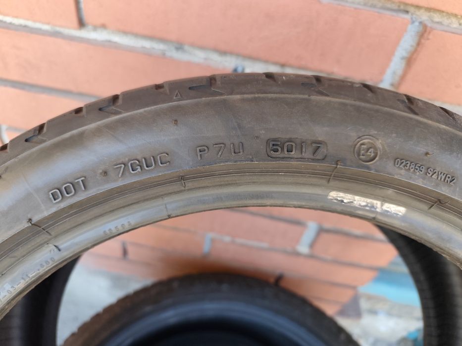2бр. Летни гуми 215/40/17  Bridgestone