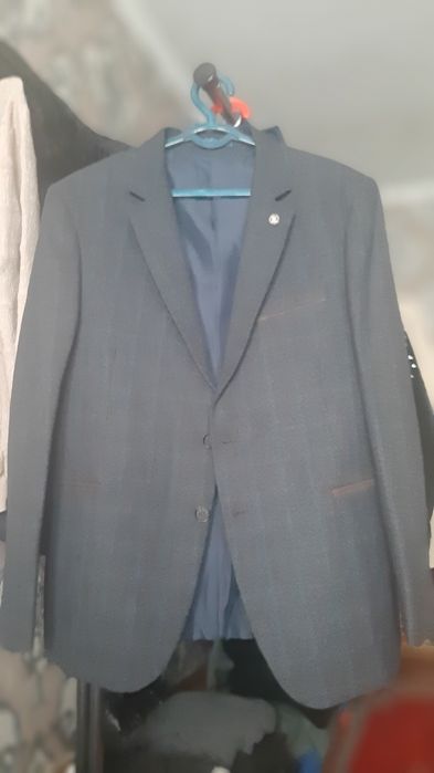 Пиджак почти янги