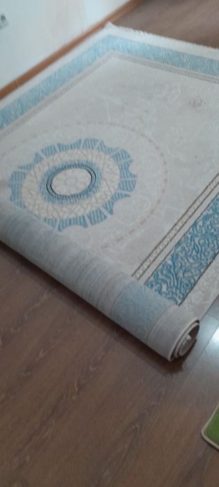 Продам ковер очень стильный