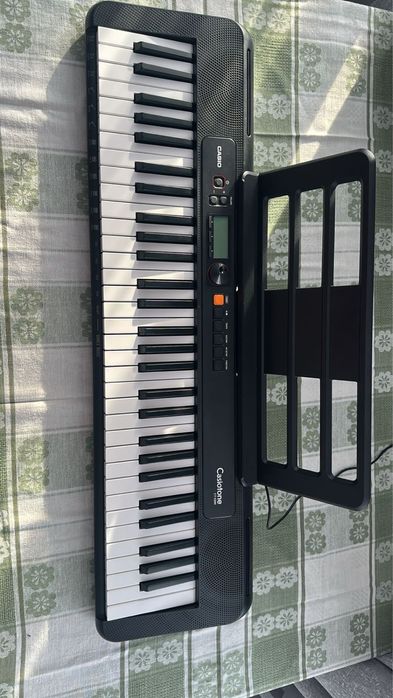 Синтезатор Casio