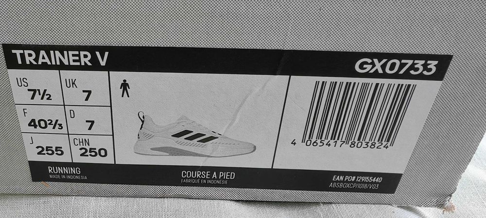Adidas Trainer V 40 2/3