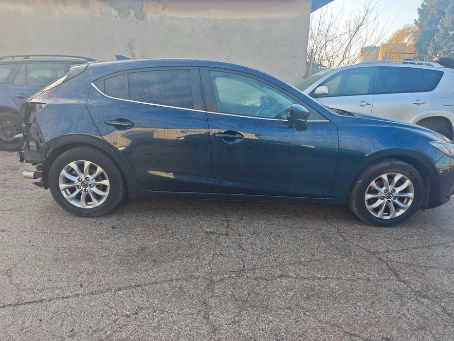 На части Mazda 3 Мазда 1.5d кожа дистроник мъртва зона хедъп ръчка 663