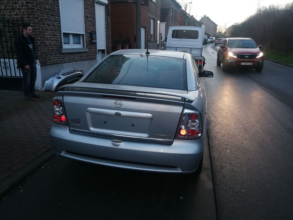 Опел астра Г G на части 2.0 дизел 82 коня