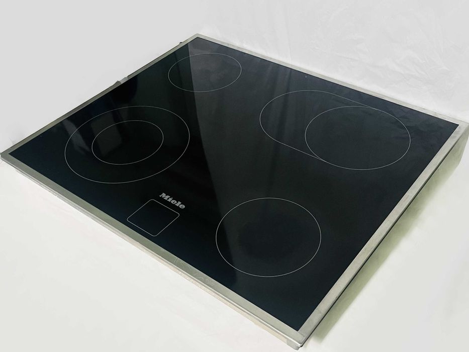 Комплект за вграждане Miele H 2268 E Active (Фурна + Керамичен плот) - 12 мес. гаранция