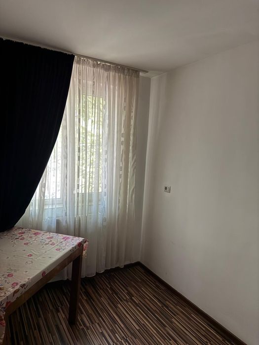 Vand apartament 2 camere
