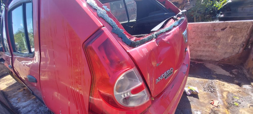 Dacia sandero 1.4mpi 2007