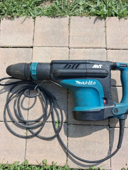 Ciocan demolator / Picamer Makita hm1213c