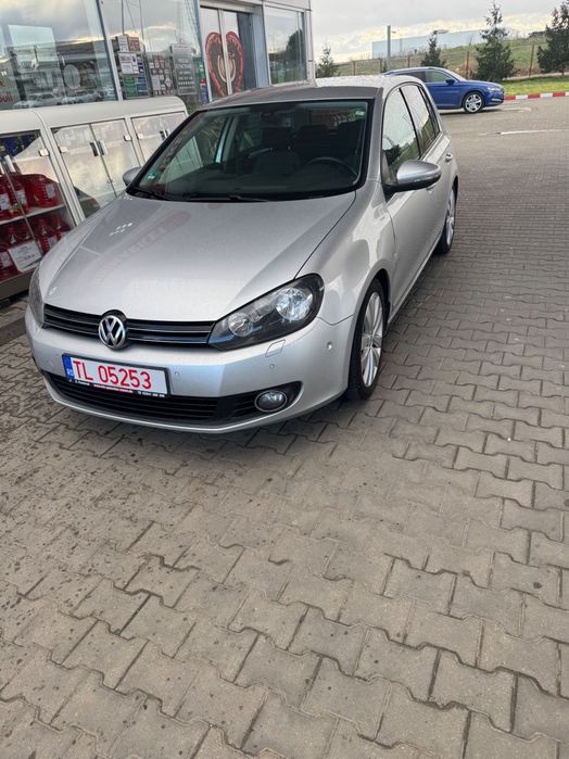 VOLKSWAGEN Golf 2010