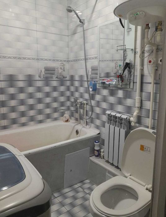 Фрунзенский массив 2х комнатная квартира