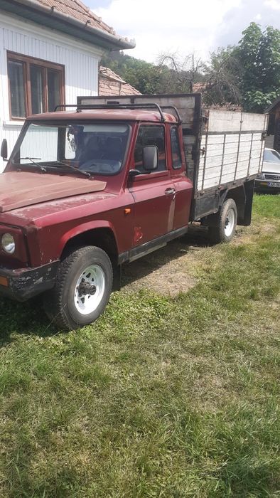Vând aro camioneta