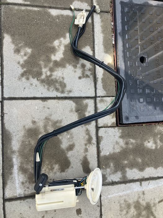 Бензинова помпа BMW E60