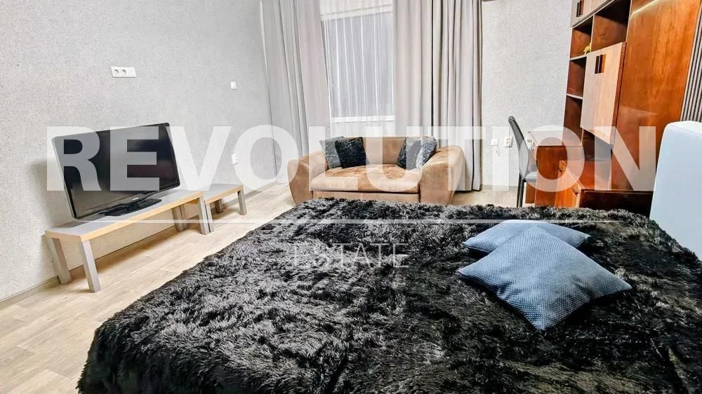 Дава се под наем Многостаен апартамент в Варна, Левски - 100 кв.м за 900 € - Снимка #4