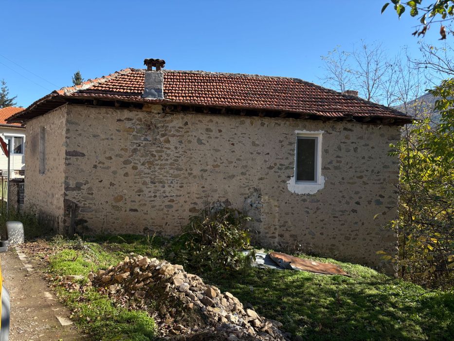 Продава се Къща в с. Тополово, Област Пловдив - 230 кв.м за 305 €/кв.м - Снимка #2