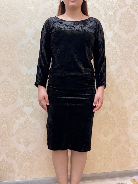 Продам женское платье от 3000тг