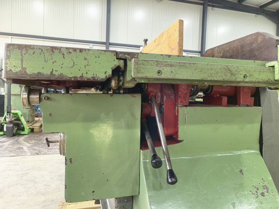 Циркуляр с карета + фреза. Трифазна.