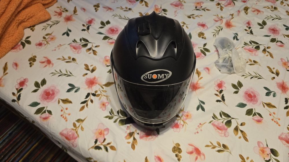 Casca motocicleta integrala suomy