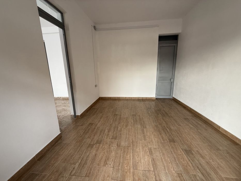 Spațiu comercial de închiriat sau parțial!