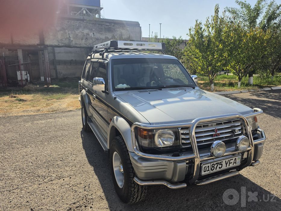Mitsubishi Pajero 2