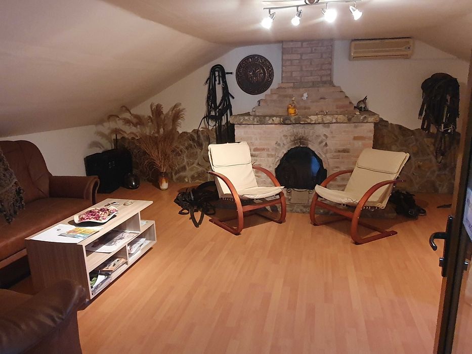 Casa de vacanta / Ferma de cai