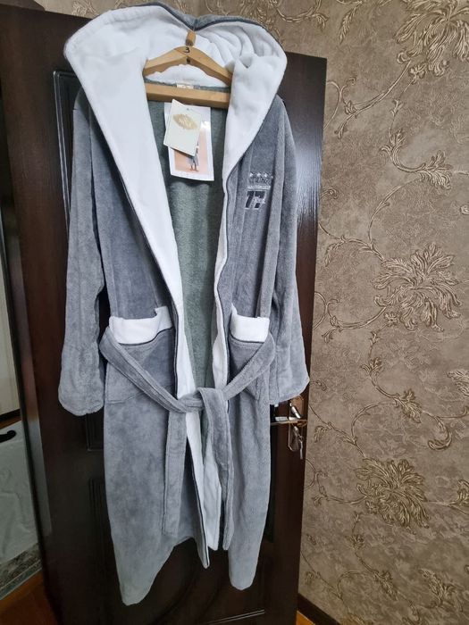 Banniy xalat  Nusa brendiniki