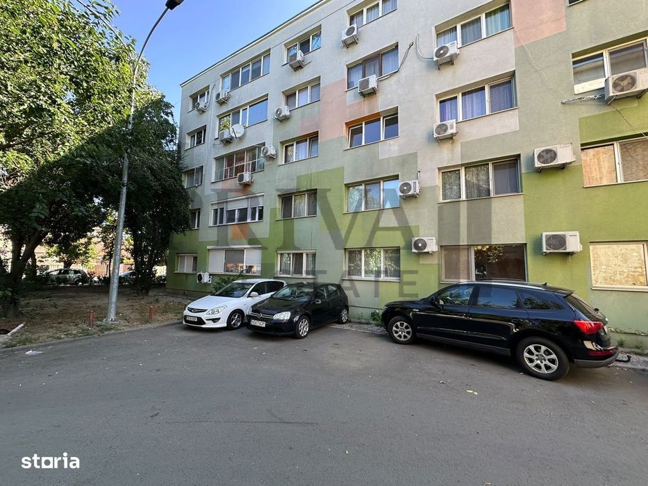 Garsoniera renovata, 26 mp, etaj 2, Complex Studențesc