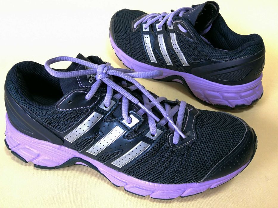 Adidasi  39 40 ghete alergare dama copii ADIDAS - Indonesia Ca NOI