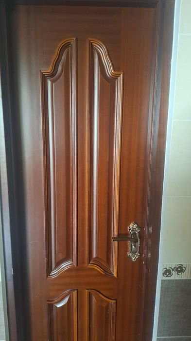 Есік б/у ломинат