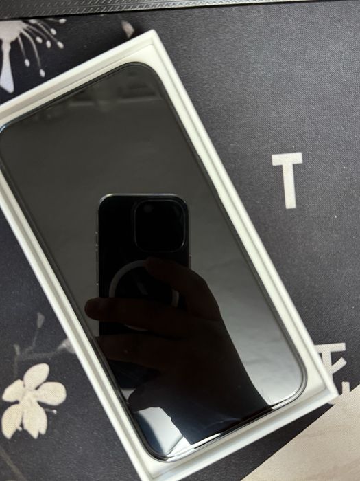 Продается Iphone 14 на гаранти