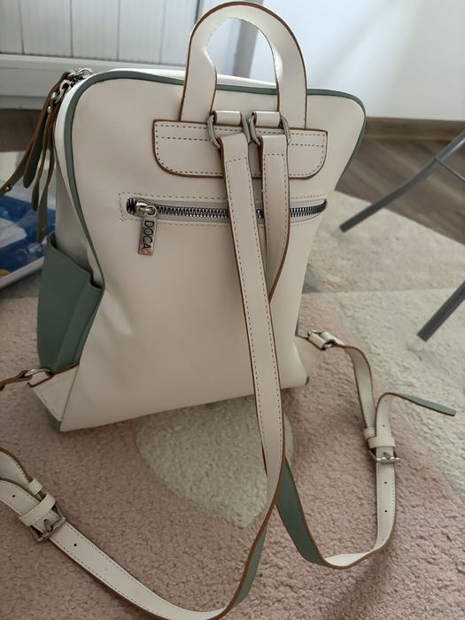 Дамска раница DOCA