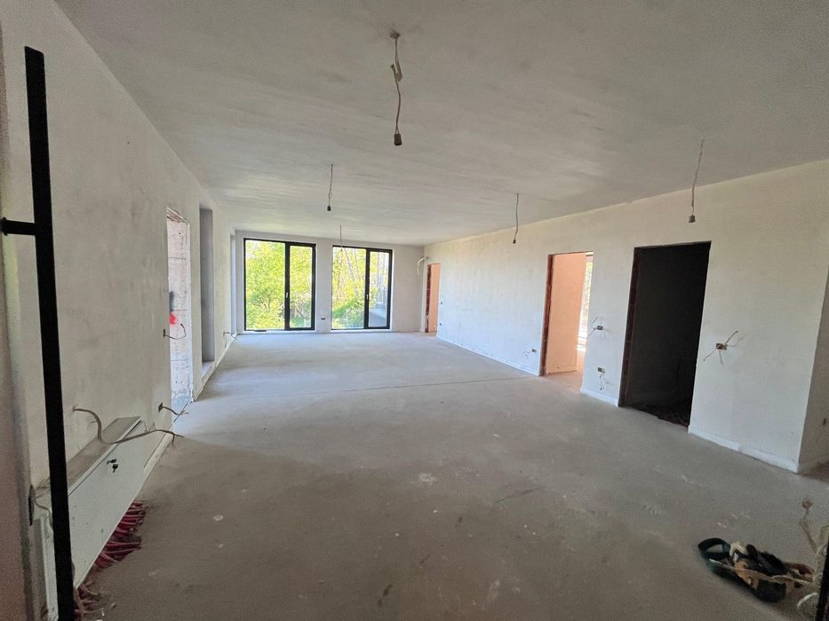 Четиристаен апартамент за продажба в ж.к. Бояна, 2090623