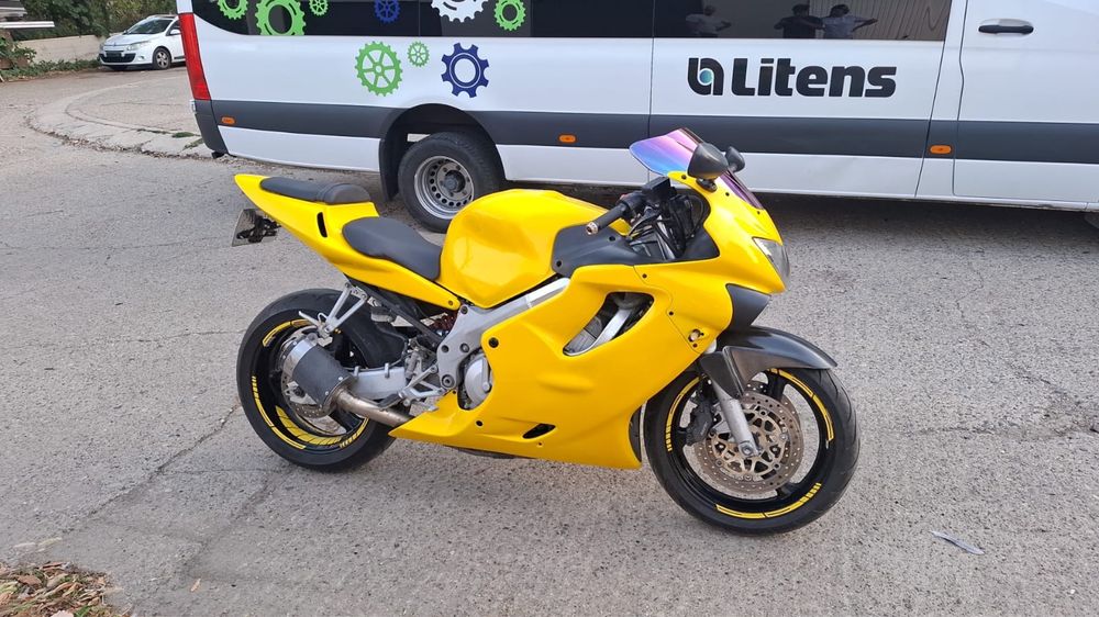 Vand honda cbr f4 in stare impecabila