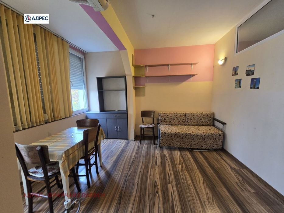 Дава се под наем Едностаен апартамент в Плевен, Дружба 1 - 40 кв.м за 230 € - Снимка #1