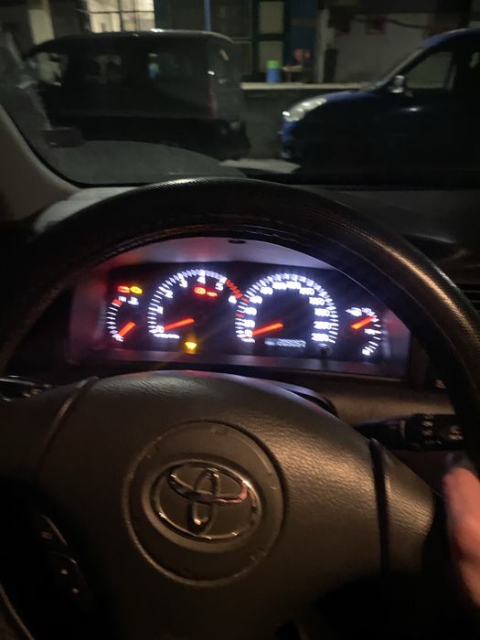 Toyota corolla hatchback 118hp 2.0d4d