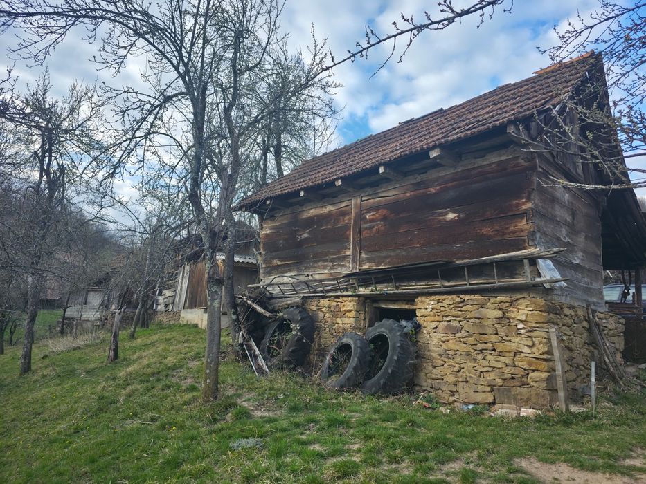 Casa de vanzare la deal