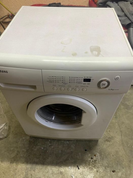 Продам стиральную машину