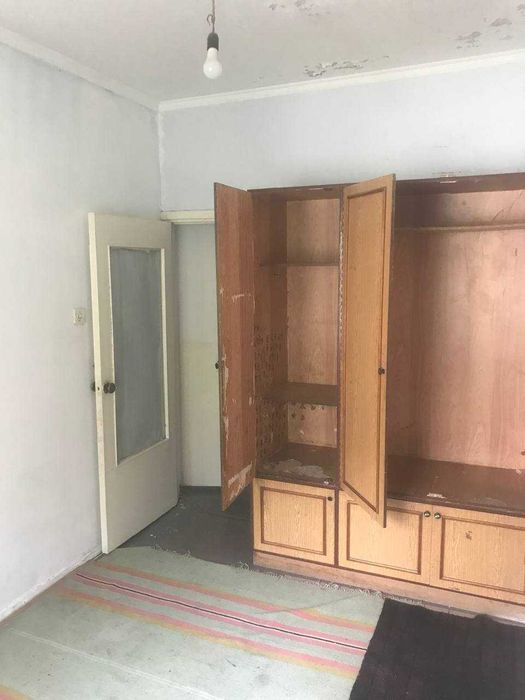 Продаётся квартира  Учтепа 30кв (Алгаритм) 2/1/4 панель, торец