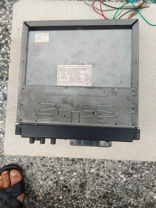 Продава радиокасетофони -