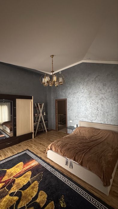 Hovli sotiladi Oʻzimni uyim makler emas