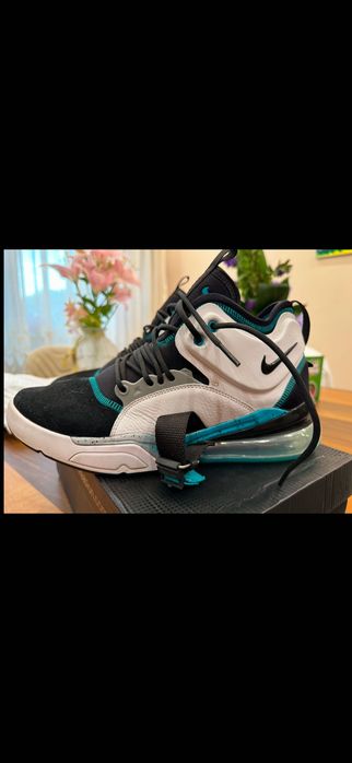 Nike Air Force 270 кецове (Черно/Бяло/Тюркоаз) - № 44.5