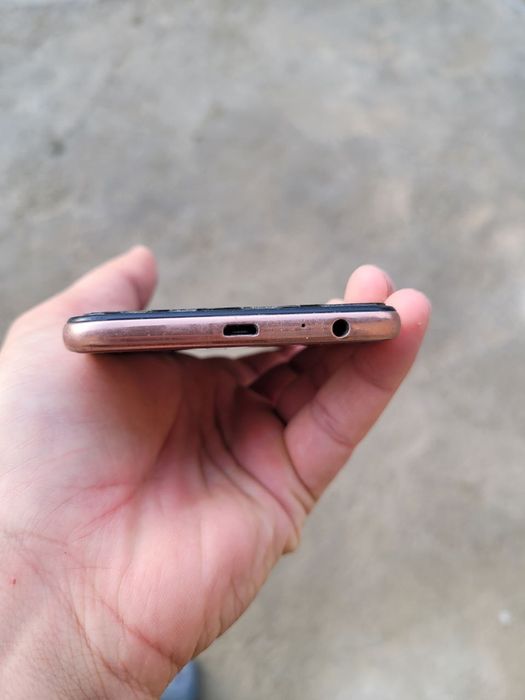 Samsung j4+. SM-J415FN