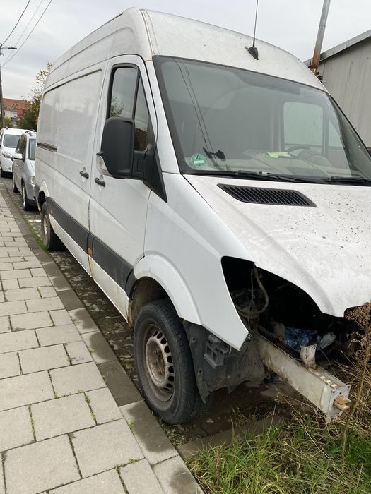 Mercedes Sprinter  315 cdi cu motor defect