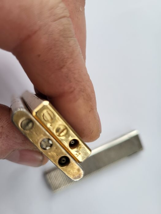 Brichete zippo defecte si super plate vechi metalice