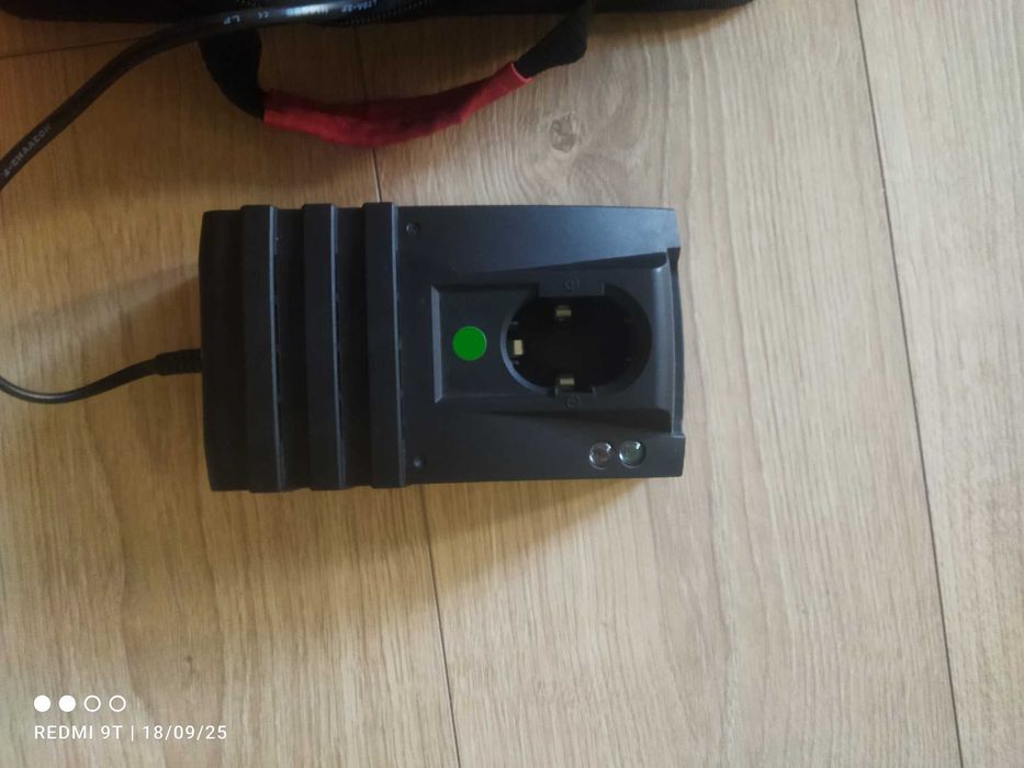 Sparky винтоверт и работна лампа, две батерии