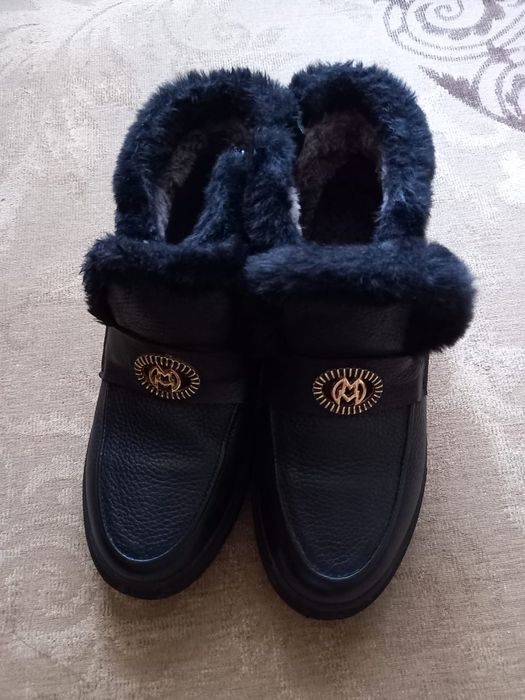 Продам кожаные ботинки автоледи