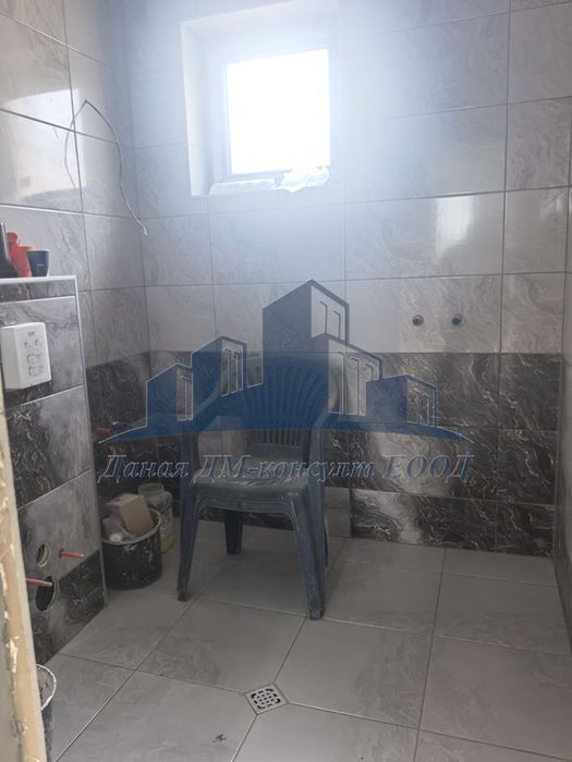 Продава се Къща в Шумен, Басейна - 225 кв.м за 889 €/кв.м - Снимка #8