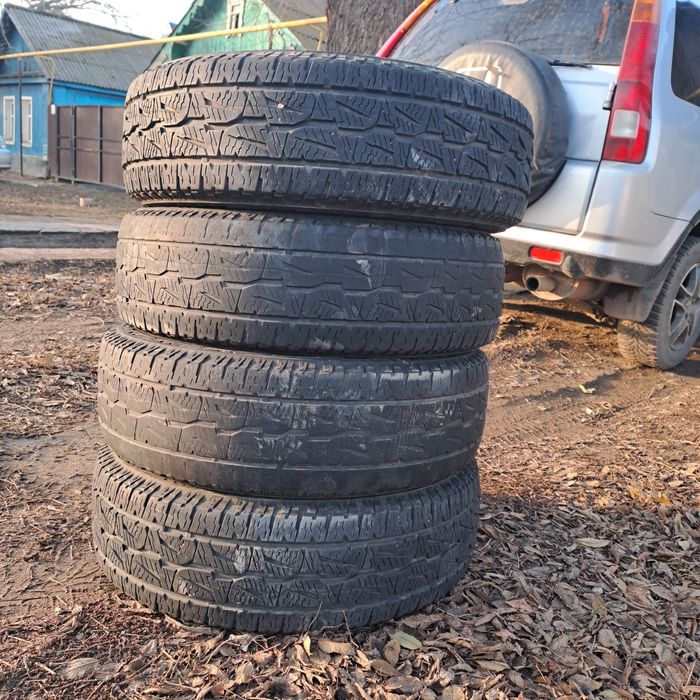 Продам липучку 4 балона