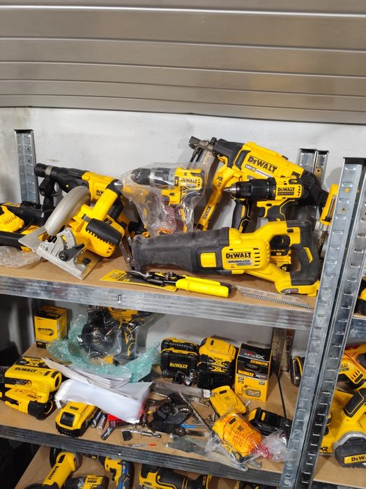 Акумулаторни машини Девалт DeWALT нови и използвани